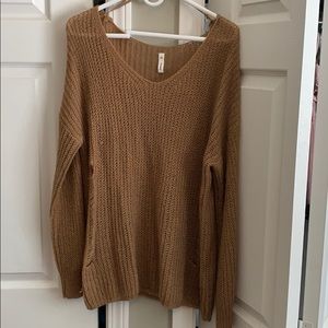 Boutique Distressed sweater
